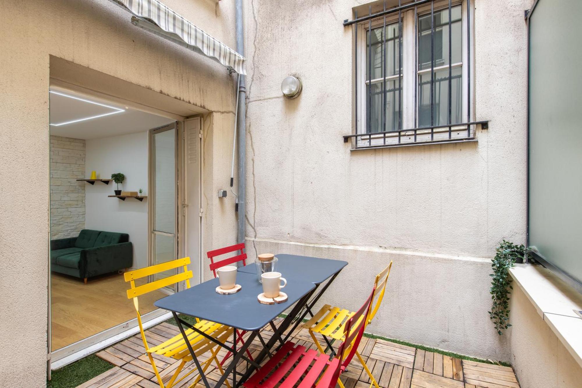 Geranimus M : Heart Of With Patio Appartement